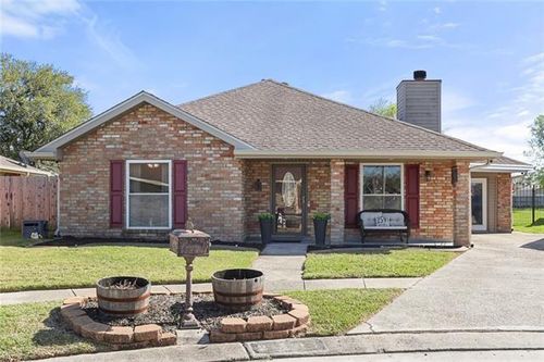 2591 Schwegmann Dr, Marrero, LA, 70072-5353 | Card Image