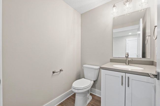 27 Lane 345 Crooked Lk, Condo with 3 bedrooms, 3 bathrooms and null parking in Angola IN | Image 8