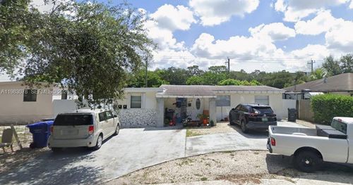 2601 N 66th Ave, Hollywood, FL, 33024-2906 | Card Image
