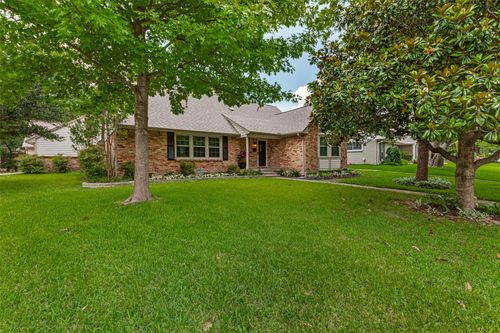 11730 Cimarec St, Dallas, TX, 75218-1820 | Card Image