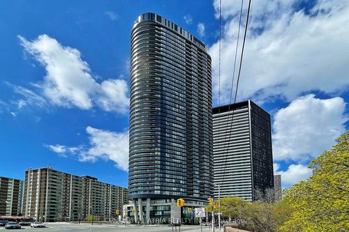 420-585 Bloor St E, Toronto, ON, M4W0B3 | Card Image