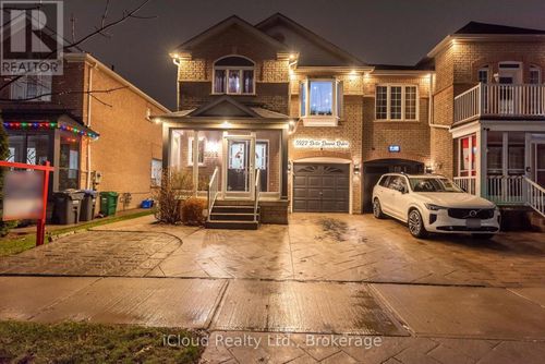5922 Delle Donne Drive, Mississauga (Churchill Meadows), ON, L5M7A3 | Card Image