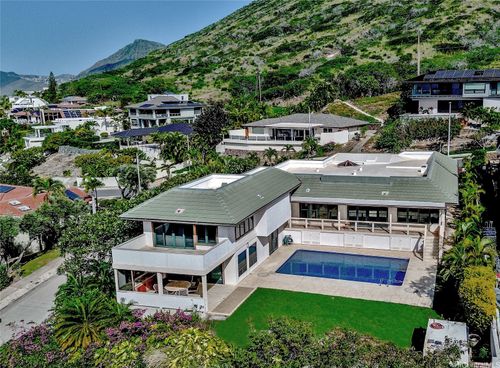 88 Lumahai St, Honolulu, HI, 96825-2105 | Card Image