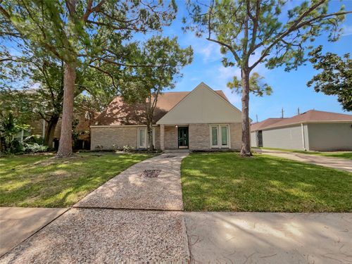 11307 Wickersham Ln, Houston, TX, 77077-6825 | Card Image