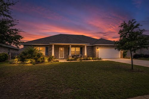 147 Picnic Pl, Freeport, FL, 32439-2599 | Card Image