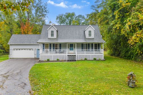 269 South Rd, Bozrah, CT, 06334-1523 | Card Image