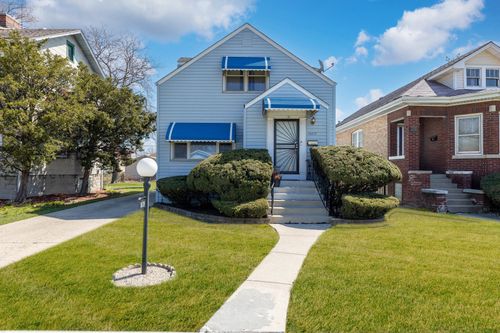 1639 S 14th Avenue, Maywood, IL, 60153 | Card Image