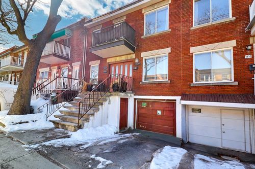 8842 Rue De Reims, Montréal, QC, H2N1T1 | Card Image