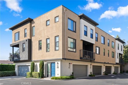 2882 N Glassell St, Orange, CA, 92865-1002 | Card Image