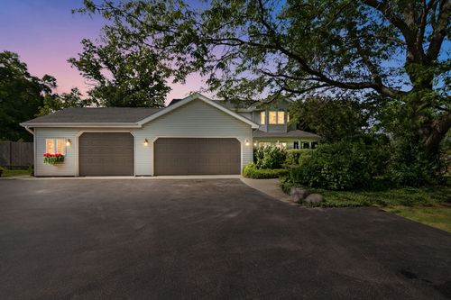 13862 W Adams Rd, Wadsworth, IL, 60083-9737 | Card Image