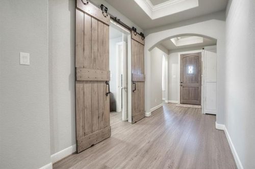 5757 Lakeside Villas Ct, Conroe, TX, 77304-2245 | Card Image