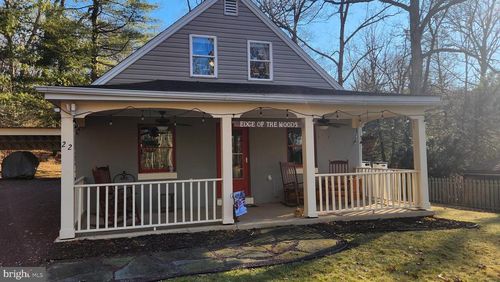 22 Birch Ave, MOUNT GRETNA, PA, 17064-6052 | Card Image