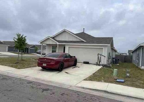 2223 Cyclone Dr, Lockhart, TX, 78644-4975 | Card Image