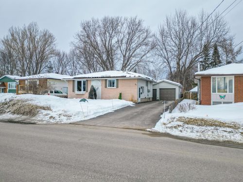 96 Strathcona Dr, North Bay, ON, P1A2N3 | Card Image