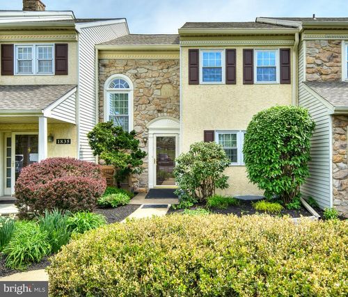 1833 Perrin Ct, AMBLER, PA, 19002-3115 | Card Image