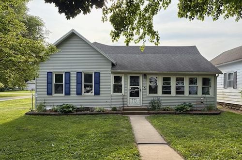 112 N Jefferson St, Flanagan, IL, 61740-7517 | Card Image