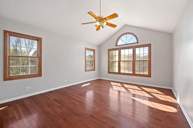 1503 Longbranch Ct, Townhouse with 2 bedrooms, 3 bathrooms and 2 parking in Naperville IL | Image 25