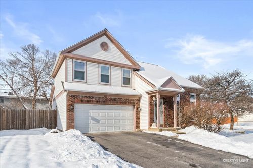 205 Churchill Ln, Aurora, IL, 60504-6170 | Card Image