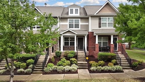 1351 Riverbrook Dr, Hermitage, TN, 37076-3570 | Card Image