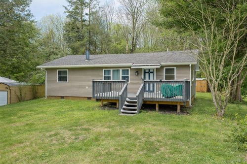 4 Ray Ln, Loch Sheldrake, NY, 12759 | Card Image