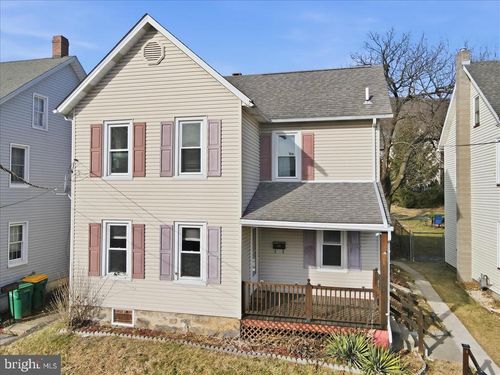 709 William St, Pen Argyl, PA, 18072-1775 | Card Image