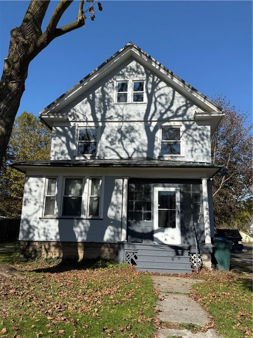 522 Brooks Ave, Rochester, NY, 14619-2212 | Card Image