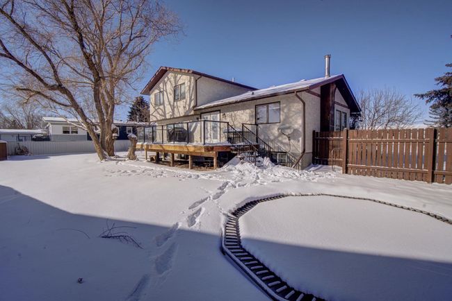 3 Westrose Avenue, House other with 4 bedrooms, 3 bathrooms and 4 parking in Claresholm AB | Image 40