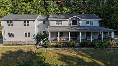 20 Michelle Ln, South Charleston, WV, 25309-5118 | Card Image