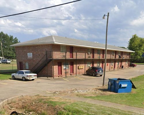 2308 Savannah St, Fort Smith, AR, 72901-8059 | Card Image