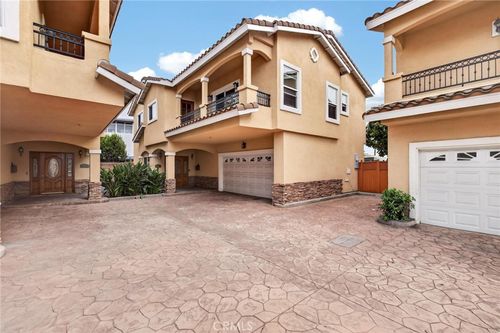 15422 Freeman Ave, Lawndale, CA, 90260 | Card Image