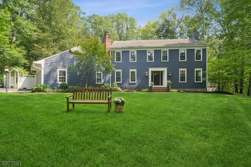 93 Seney Drive Ext, Bernardsville, NJ, 07924-1869 | Card Image