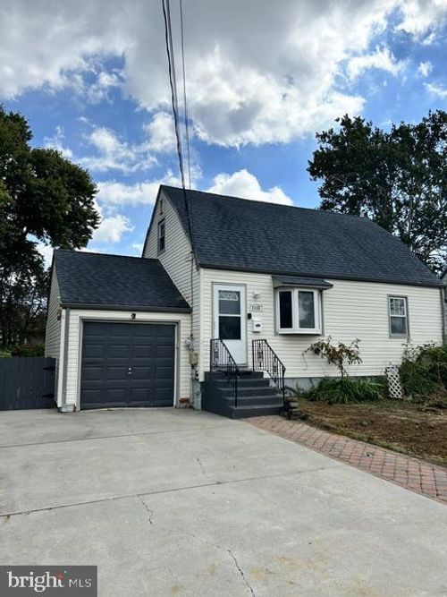 1133 Jefferson Ave, BELLMAWR, NJ, 08031-2805 | Card Image