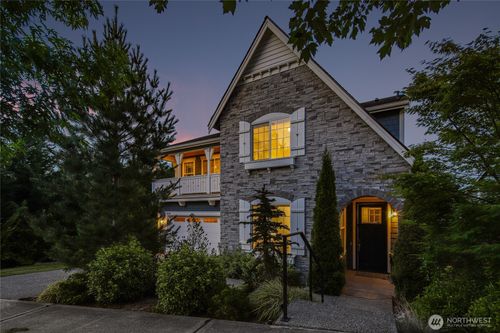 4728 165th Pl Ne, Redmond, WA, 98052-6410 | Card Image