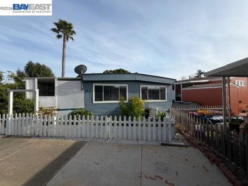 43 Palm Dr, Union City, CA, 94587-4241 | Card Image