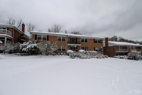 3521 Section Rd, Cincinnati, OH, 45237-2400 | Card Image