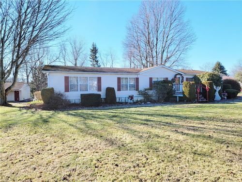 338 Sunrise Dr, Georgetown, PA, 15043-1002 | Card Image