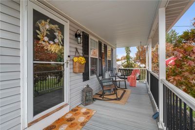 Large front porch featuring trex deck | Image 3