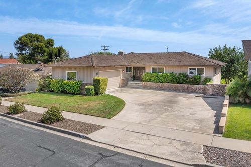6359 Lambda Dr, San Diego, CA, 92120-4704 | Card Image