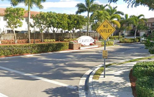 3777 Se 1st St, Homestead, FL, 33033-7463 | Card Image