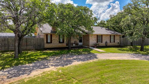 219 Massengale St, Jacksboro, TX, 76458-2027 | Card Image