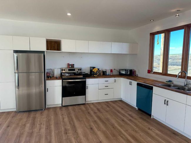 1 Main St, House other with 2 bedrooms, 4 bathrooms and null parking in Rosebud AB | Image 11
