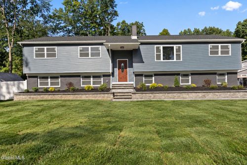 14 Granada Dr, Clifton Park, NY, 12065-5834 | Card Image