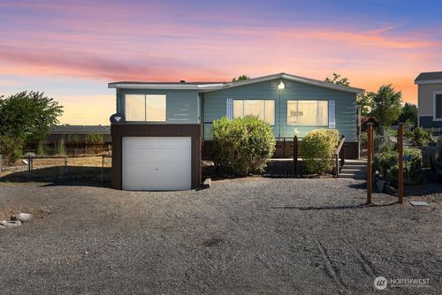308 Spring Cir Sw, Mattawa, WA, 99349-2084 | Card Image
