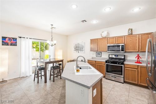 5769 Larkdale St, Las Vegas, NV, 89120-2613 | Card Image