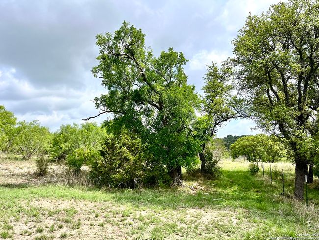 1155 Razor Ridge Rd, Home with 3 bedrooms, 2 bathrooms and null parking in Junction TX | Image 27