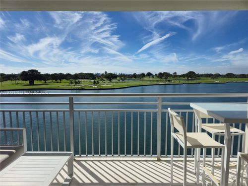 apt-5b-9250 W Bay Harbor Dr, Bay Harbor Islands, FL, 33154-2715 | Card Image