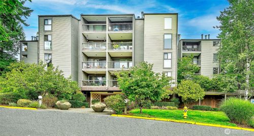 apt-534-13820 Ne 65th St, Redmond, WA, 98052-9546 | Card Image