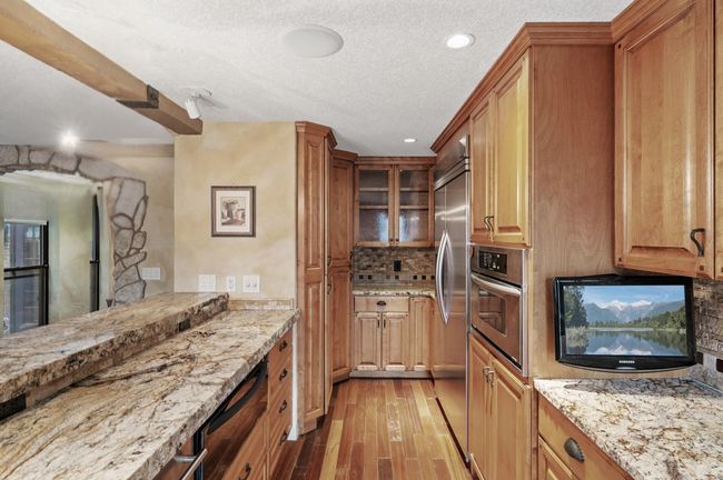 Floor to ceiling cabinets without any wasted space for storage. | Image 17