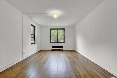 1M - 212-04 73rd Avenue, Home with 1 bedrooms, 1 bathrooms and 1 parking in Bayside NY | Image 3