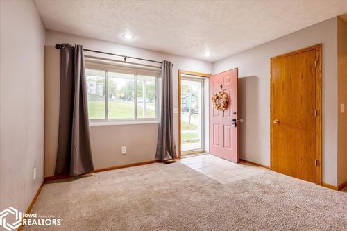 311 N Grove St, Glenwood, IA, 51534-1324 | Card Image